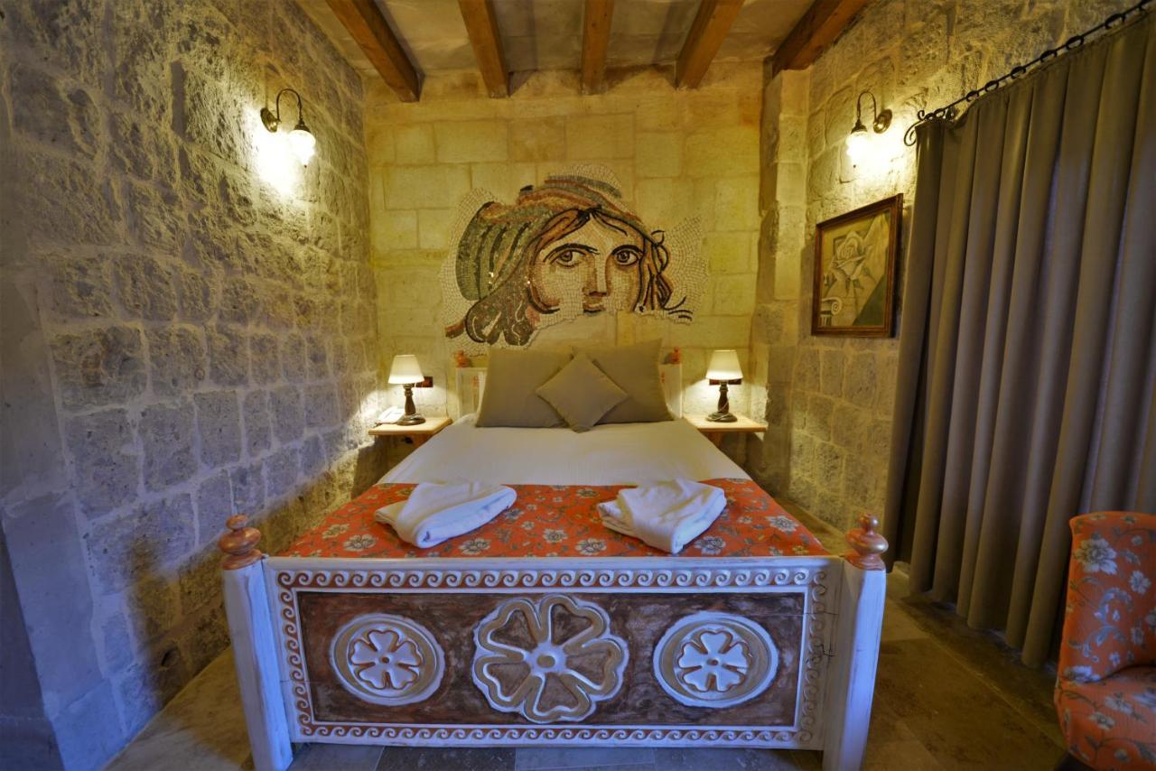Caftan Cave Suites Göreme Exteriör bild