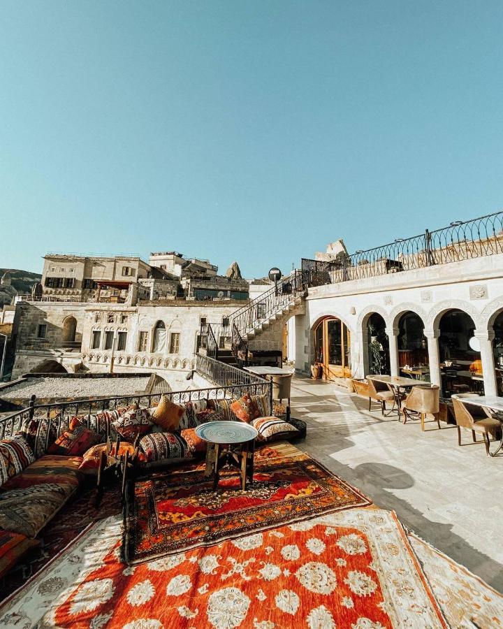 Caftan Cave Suites Göreme Exteriör bild